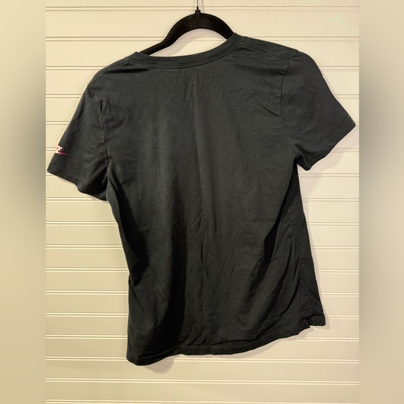 Women’s Nike graphic black and pink tshirt. “The Nike Tee” size Medium - Picture 3 of 5